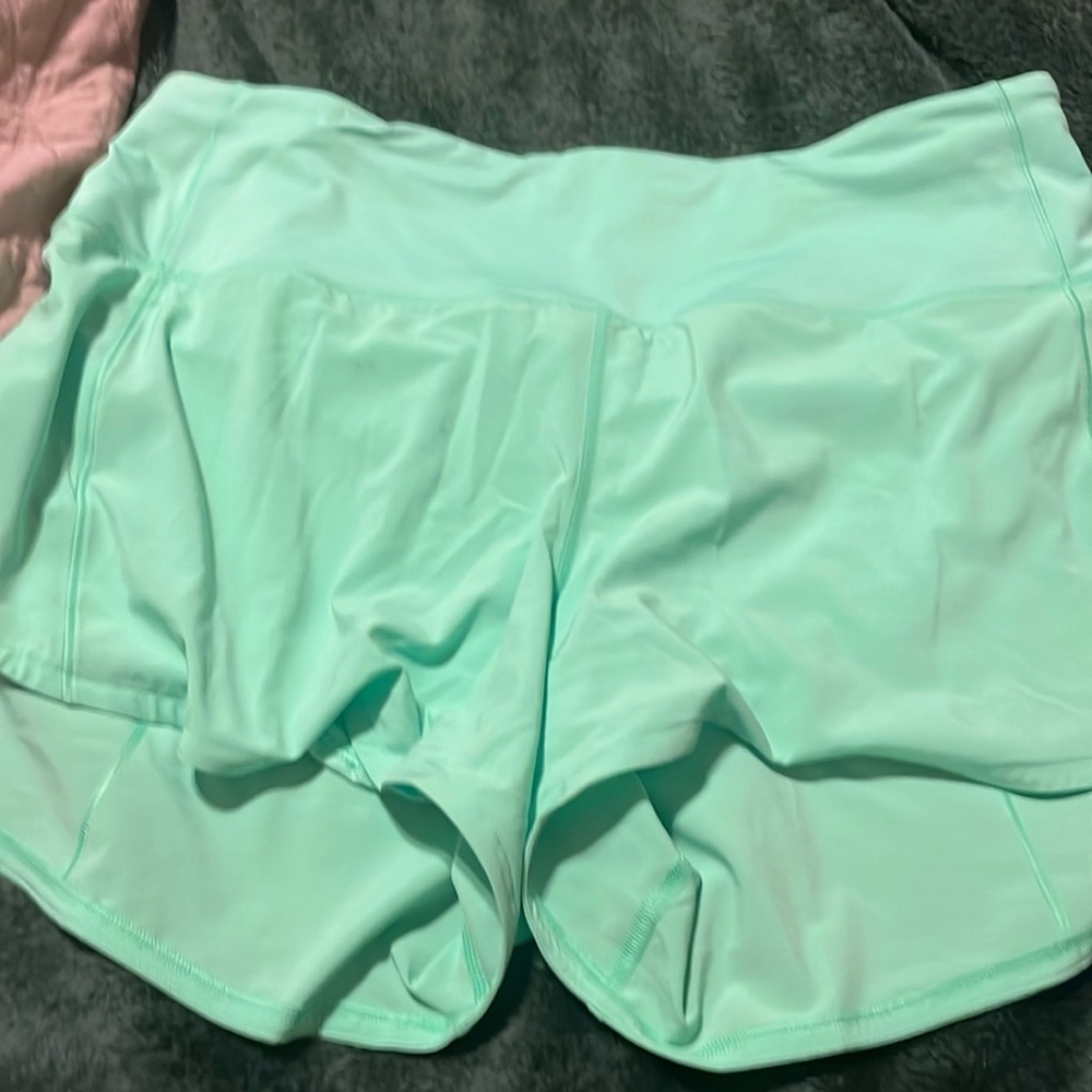 Lululemon high rise 4” inseam